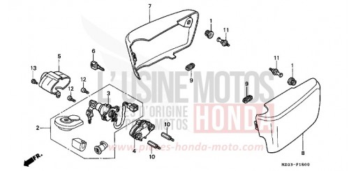 COUVERCLE LATERAL GL1500CW de 1998